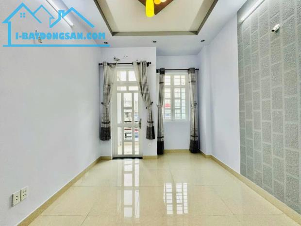 Cần tiền bán gấp căn nhà đường Ngô Gia Tự, P.9, Quận 5. Giá chỉ 2tỷ790 thương lượng. - 3