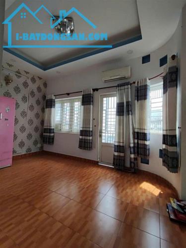 HIẾM CÓ - 2 MẶT HẺM XE HƠI THÔNG - 3 TẦNG 4PN 66 M2- NGAY CHỢ PHẠM VĂN BẠCH - NHÀ GA T3 - 3