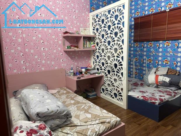 Siêu rẻ, bán cắt lỗ căn hộ 75m2 KĐT Xa La, giá chỉ 2.9x tỷ. Sổ đỏ. Lh 0378884919 - 3