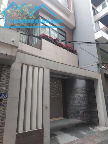 Nhà Dân Xây Phố Nguyễn Văn Cừ Long Biên, 115m2, mặt tiền rộng, gần cầu chương dương, 27 tỷ