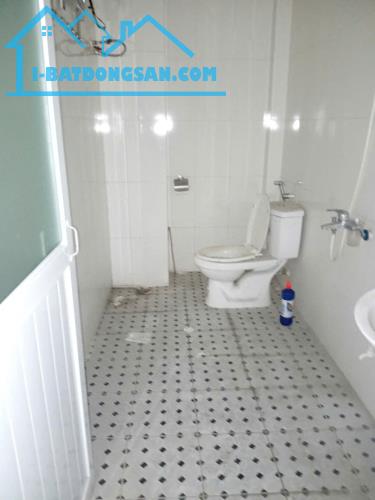 BÁN NHÀ 2 TẦNG NGÕ 227 THẠCH BÀN. DT 56M. NHỈNH 8 TỶ( CÒN TL) - 5