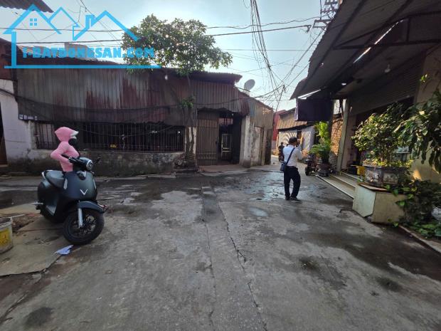 Đất nền tại , Hương Mạc, Từ Sơn, Bắc Ninh, đang chờ chủ mới. Diện tích 78m2, mặt tiền 4m