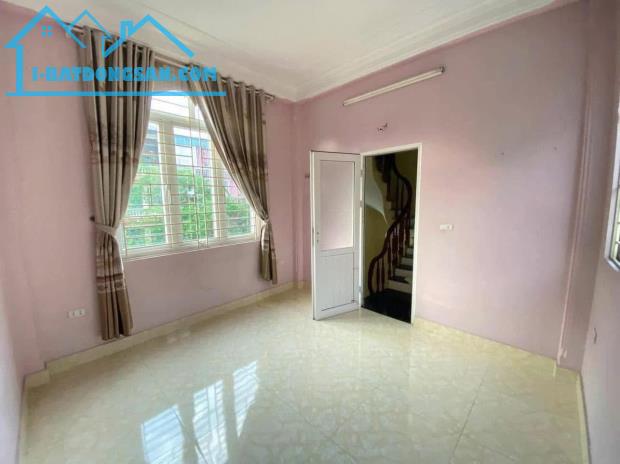 Cực Hiếm!Nhà Kim Giang-35m2x4T-Chỉ 5.85 tỷ-Ô Tô Dưới Cổng-3 Thoáng. - 3