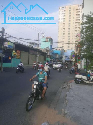 BÁN ĐẤT MẶT TIỀN LÔ GÓC TÂN THÀNH.TÂN PHÚ .DT 800M . GIÁ 72 TỶ