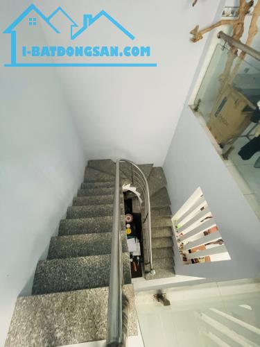 BÁN NHÀ 2 TẦNG, 130M2, NGÕ LÊ ĐÌNH CẨN, TÂN TẠO, BÌNH TÂN - GIÁ CHỈ 6.5 TỶ - SỔ HỒNG - 4
