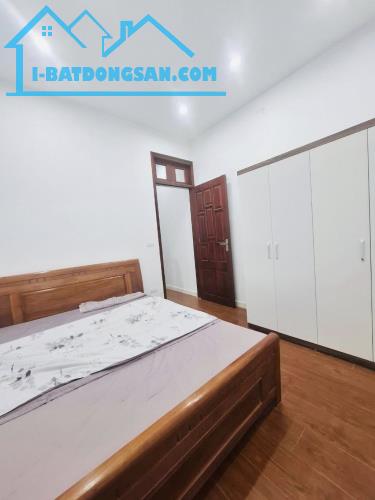 Bán nhà phân lô Hoàng Mai - mặt ngõ rộng thông oto chạy , dt 38M * 4T giá 7.35 tỷ SĐCC - 1
