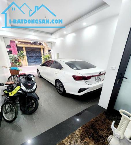 Phân Lô Quân Đội quận Hai Bà Trưng -DT 60m2x5T thang máy ô tô đỗ , vào nhà