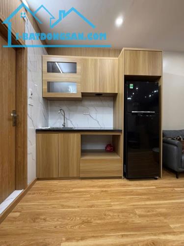 Bán căn hộ tầng 2 Tập Thể Nam Thành Công (20 Láng Hạ) 50m2 ,lô góc ô tô full nội thất - 3