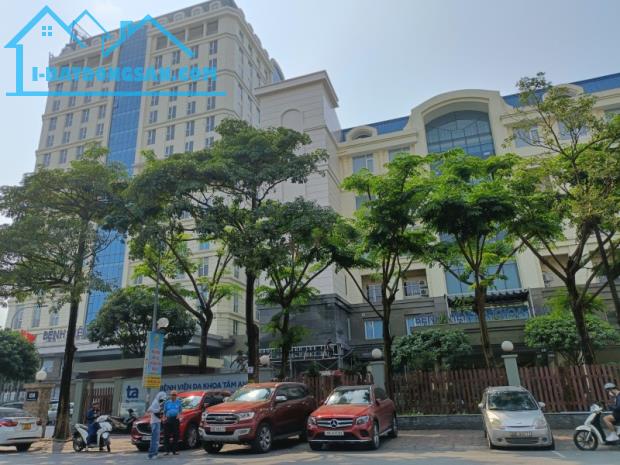 Bán nhà Hoàng Minh Đạo,Long Biên 4 tầng,70m,mt4.8m oto vào nhà nhỉnh 15 tỷ