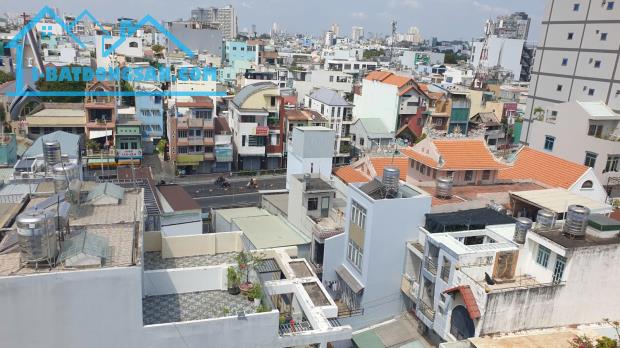 Bán nhà CHDV đường Dương Bá Trạc P1 Q8 107m2 15 phòng full nội thất chỉ 15ty4 TL