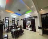 BÁN BIỆT THỰ TẶNG DÃY TRỌ CÓ THU NHẬP - 409m2 - HẺM XE HƠI - 24 TỈ