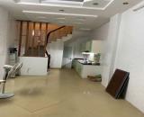 Cho thuê nhà Phố Yên Hoà, 5 tầng x 30m2, 3 ngủ, 14 Triệu