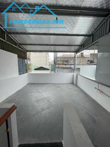 Bán Nhà Riêng 5 tầng mới xây – Cách mặt phố Trần Khát Chân chỉ 50m – Giá 5,8 tỉ!