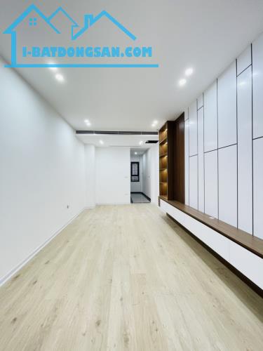 Đặng Tiến Đông - lõi Đống Đa mới koong, 7 tầng, thang máy, 2 thoáng, mặt ngõ ô tô dừng đỗ - 4