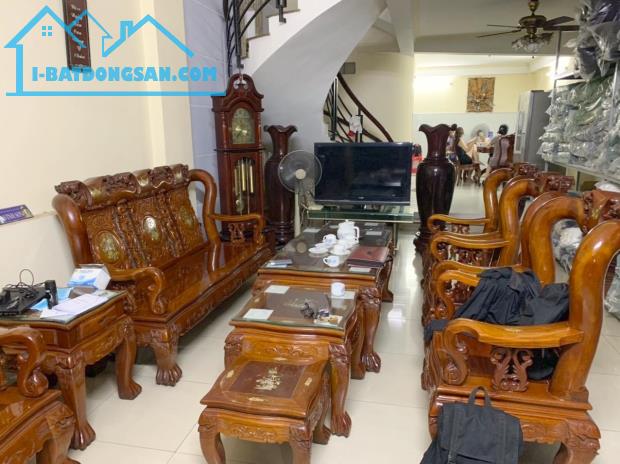 Bán Nhà Mặt Tiền KD, Ngang 5M, Ngay Âu Cơ, Tân Phú, 105M2, 4 Tầng, Chỉ 11 Tỷ