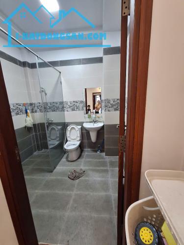 CHO THUÊ SÀN LẦU 1 LÀM VĂN PHÒNG HOẶC Ở PHƯỜNG HIỆP BÌNH CHÁNH - TP HỒ CHÍ MINH - 4
