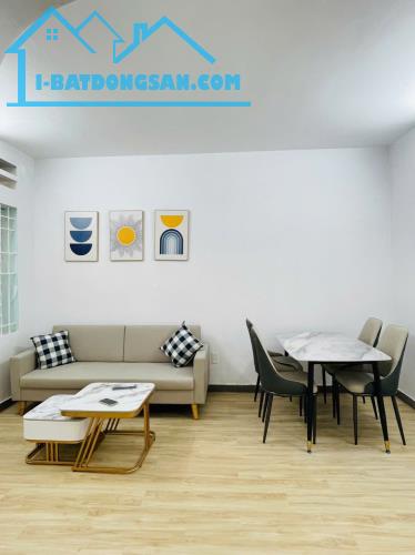 Bán căn hộ D7.xx (toà D) dt 52m2 Giá 1 tỷ 685, bao thuế phi lh e Hong