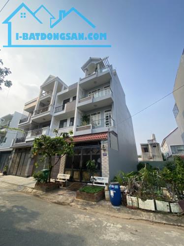 Cần Bán Dãy Nhà Trọ 166m2 full Thổ, Ngang Khủng 8.8M. Lê Văn Việt - Tân Phú. Tp.Thủ Đức