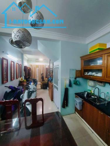 Bán nhà riêng, có sổ đỏ ngõ Trần Khát Chân, quận Hai Bà Trưng 32m x 4T giá 5.6 tỷ