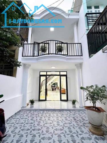 BÁN NHÀ HỒ BÁ PHẤN - PHƯỚC LONG A - THỦ ĐỨC - DT:91M2 (4.2 X 21.5) 2 TẦNG 3PN - GIÁ 5 TỶ 7