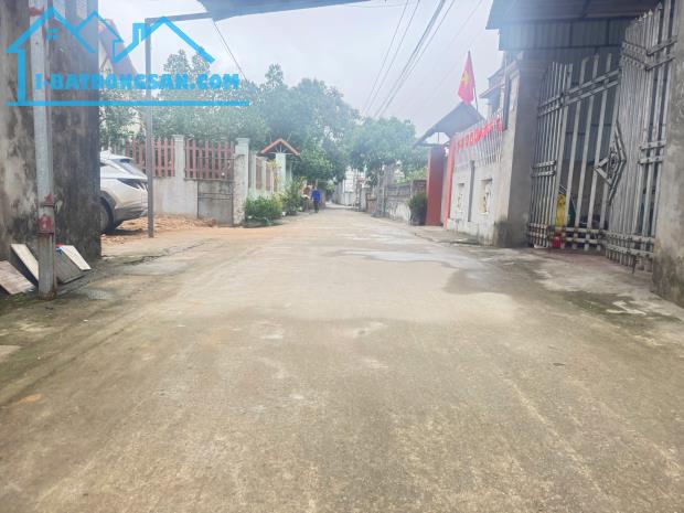 Chính chủ cần bán trục chính thôn tại Việt Hưng -  Văn Lâm, giá tốt: 0828218468