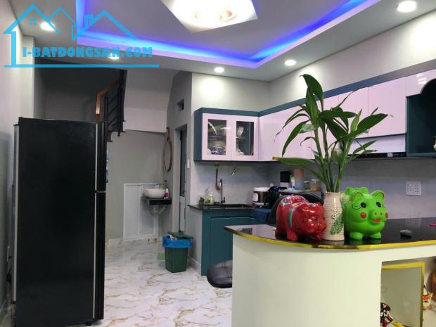 Ở NGAY! Bán Nhà 2 Tầng Xe Hơi Tránh Trường Sa, 35m2, 6 Tỷ TL - 1