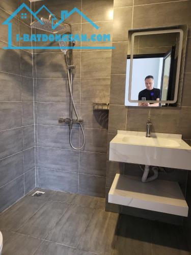 Bán nhà Chu Huy Mân 62 m2, 5 tầng, mặt tiền 4m . Rao bán 13,3 tỉ - 2