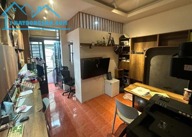 HẺM XE HƠI – GẦN CHỢ BÀ CHIỂU – 52m2 – giá 6x tỷ - 3