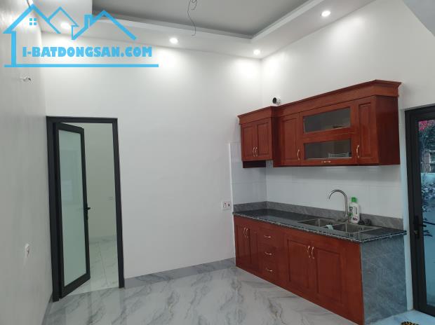 BÁN NHÀ ĐẸP 1.76 TỶ 3 TẦNG 47M2 ( ĐÔNG NAM ) NGÕ TRẦN QUANG KHẢI - 2