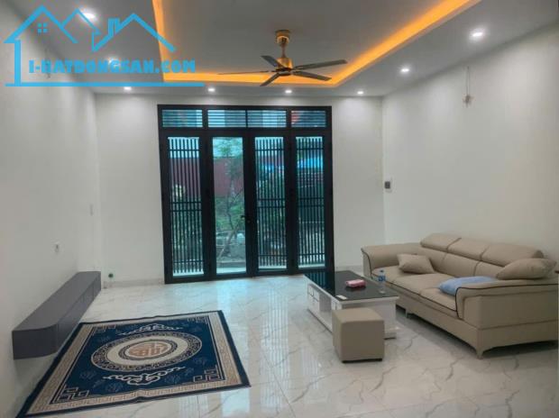 NHÀ TÂM HUYẾT QUANG TIẾN 43M2X4T, MẶT TIỀN 4.5M, BÃI ĐỖ XE SÁT NHÀ, GIÁ TỐT 6.45 TL THÊM - 2