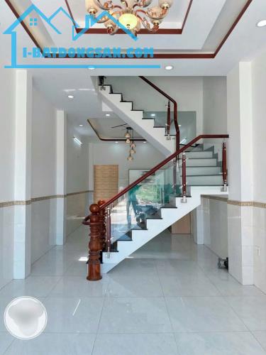 Bán Nhà Quận Bình Tân - Khu Đồng Bộ 4 Tầng - DTSD 224M² - Ôtô Ngủ Nhà - 6 Phòng Ngủ - 1