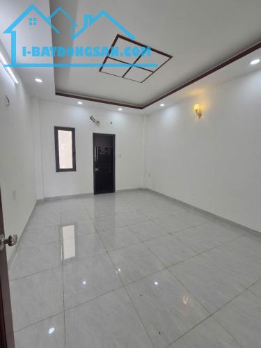 Bán Nhà Quận Bình Tân - Khu Đồng Bộ 4 Tầng - DTSD 224M² - Ôtô Ngủ Nhà - 6 Phòng Ngủ - 4
