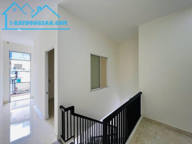 ♪Nhà sau MT Hùng Vương gần Big C, 56m2, 2 tầng, 3PN, nhỉnh 3 tỷ - 2