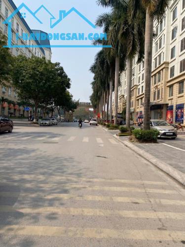 CĂN HỘ 2PN LÔ GÓC 81M2 - 3 BAN CÔNG CỰC HIẾM - 4.9 TỈ MỸ ĐÌNH SÔNG ĐÀ - PHẠM HÙNG - 1
