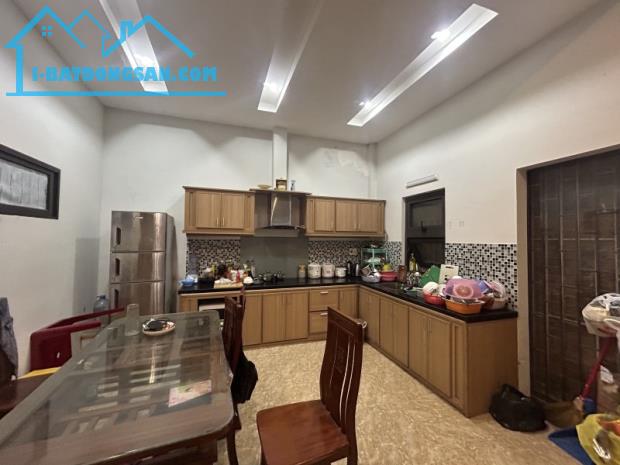# Nhà Kiệt Nguyễn Công Trứ đi bộ ra Sông Hàn, 86m2, 2 tầng, 5 Phòng cho thuê 15tr