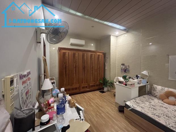 # Nhà Kiệt Nguyễn Công Trứ đi bộ ra Sông Hàn, 86m2, 2 tầng, 5 Phòng cho thuê 15tr - 2