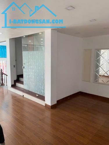 BÁN NHÀ PHÂN LÔ NGUYỄN XIỂN, Ô TÔ CHẠY VÒNG QUANH, 10M RA MẶT PHỐ, VỪA Ở VỪA KINH DOANH