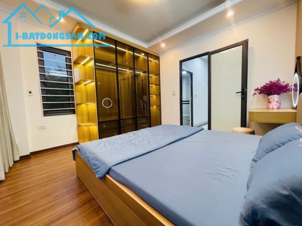 NHÀ MỚI 5 TẦNG , 6 PHÒNG NGỦ - VĨNH HƯNG - HOÀNG MAI - CHỈ HƠN 5 TỶ - Ô TÔ ĐỖ GẦN NHÀ - 3