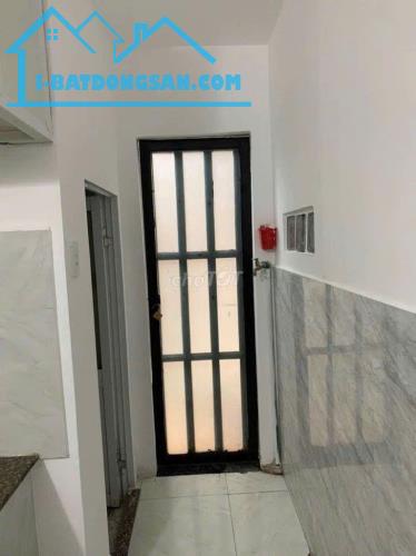 Cho thuê nhà 3PN 2WC đường 42 Phường hiệp Bình Chánh. Giá 7/5tr/tháng 0964762748 - 3