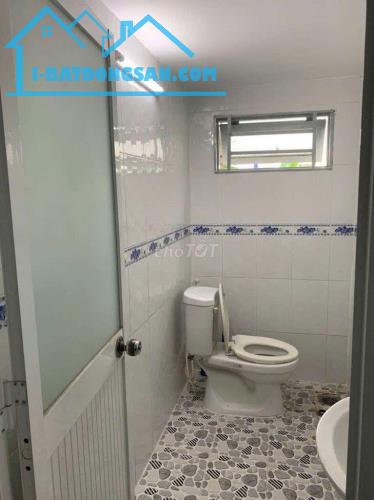 Cho thuê nhà 3PN 2WC đường 42 Phường hiệp Bình Chánh. Giá 7/5tr/tháng 0964762748 - 2