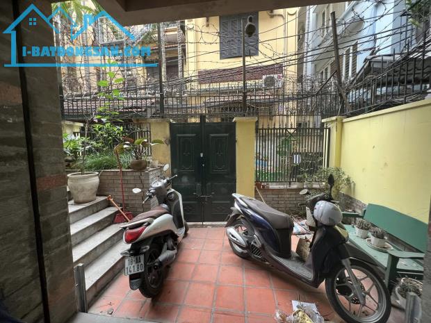 Binhbds cho thuê nhà ngõ 29 Xã Đàn 100m2 4 tầng