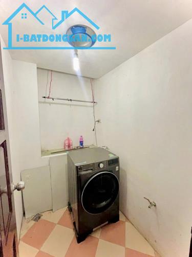 NHÀ DÂN XÂY - THẲNG TẮP RA PHỐ - HAI MẶT NGÕ