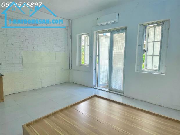 Chính chủ cho thuê phòng trọ mới xây Tầng 2,KĐT Phú Lương ban công to rộng -Khép kín - 2