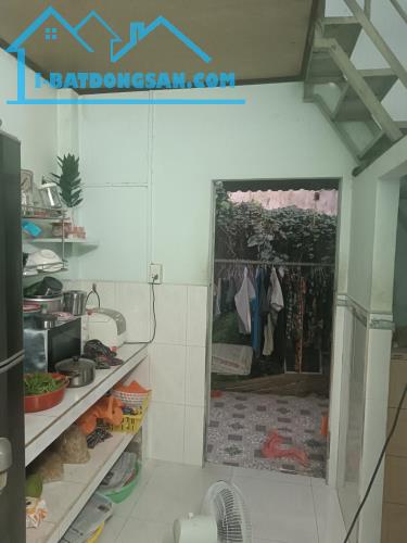 Bán nhà Lê Đình Cẩn, gần khu Tên Lửa, Bình Tân, 38m² - 4.1x9 - 2 tầng, chỉ hơn 2 tỷ, - 2