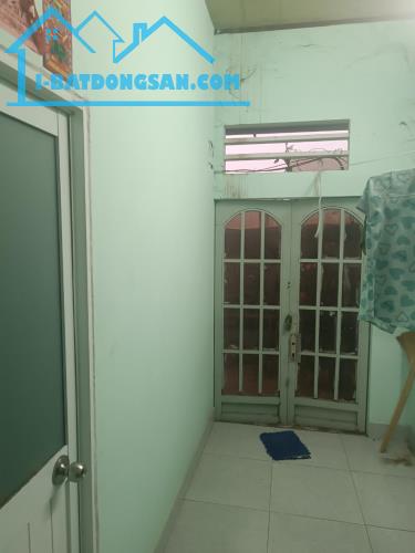 Bán nhà Lê Đình Cẩn, gần khu Tên Lửa, Bình Tân, 38m² - 4.1x9 - 2 tầng, chỉ hơn 2 tỷ, - 4