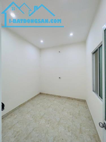 HOT‼🏡 2 TẦNG, 3 PHÒNG NGỦ - FULL NỘI THẤT - SÁT MẶT TIỀN HÙNG VƯƠNG 👉 NHỈNH 3 TỶ. - 1
