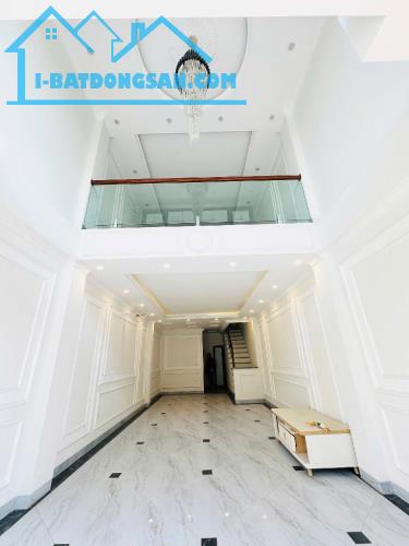 🏠 BÁN NHÀ MẶT PHỐ ĐÀM QUANG TRUNG – LONG BIÊN - 51m² – MT 4m - Giá: 16,85 tỷ