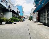 Hẻm 4m Nhà 2Tầng 2PN Cách Mặt Tiền Chỉ 50m Kề AEON Mall Tân Phú DT Khủng 64.9m² chỉ 4 Tỷ!