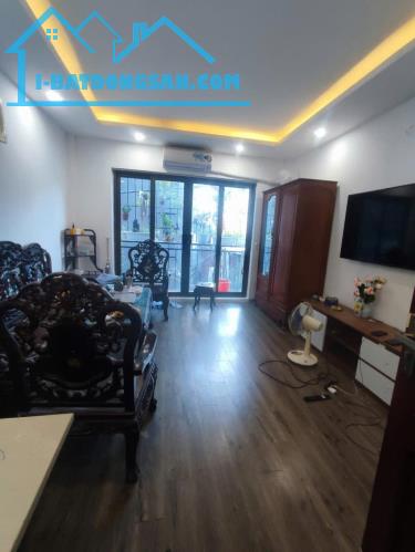 BÁN NHÀ HOÀNG MAI - LÔ GÓC - NGÕ Ô TÔ - 6 TẦNG 4 NGỦ - 1 NHÀ RA PHỐ - FULL TIỆN ÍCH - 3