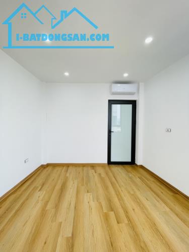 BÁN NHÀ TRỊNH ĐÌNH CỬU  - LÔ GÓC - NGÕ Ô TÔ - 6 TẦNG 4 NGỦ - 1 NHÀ RA PHỐ - FULL TIỆN ÍCH - 2